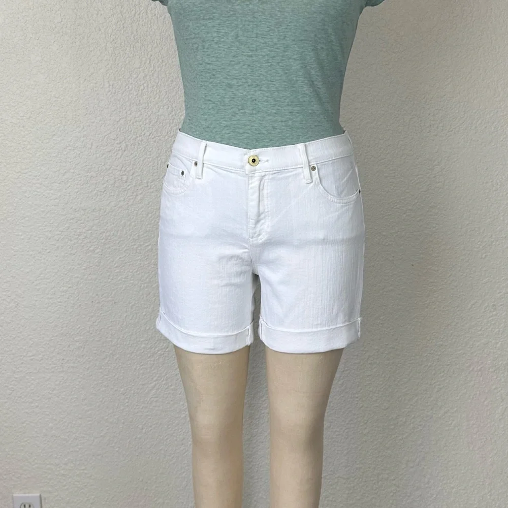 Women's White Casual Shorts Tommy Hilfiger Size 6 White Jeans Shorts Cuffed